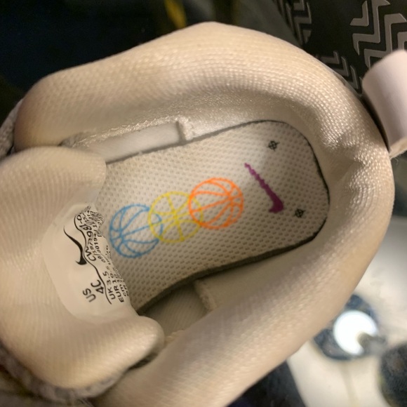 Nike lil Posite size 4 CB - Picture 5 of 10